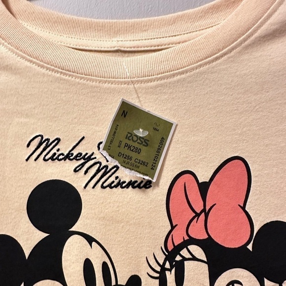 Mickey Minnie Disney tee tack sleeve new tag medium - Picture 6 of 8
